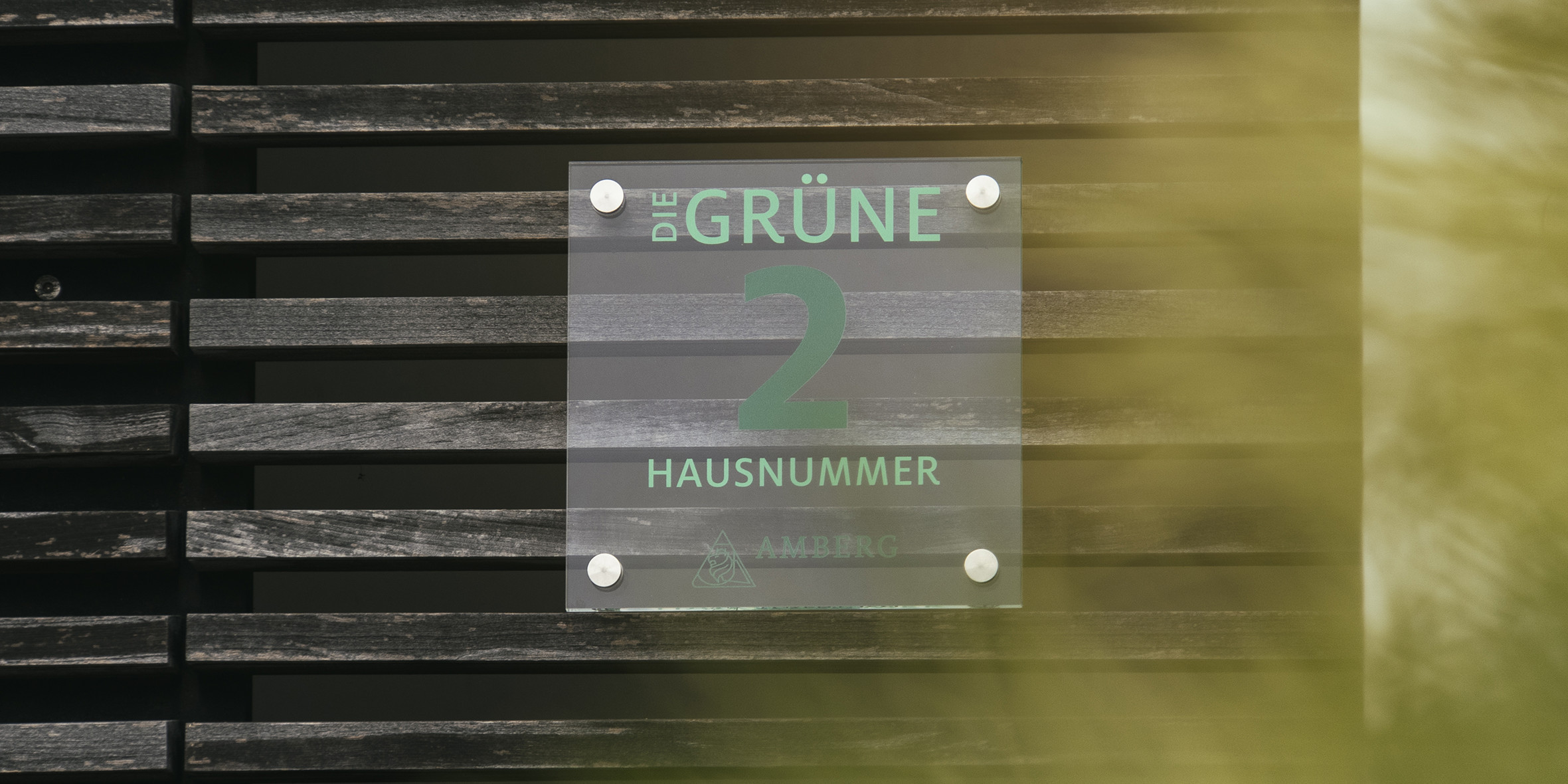 Bild Grüne Hausnummer Firma Lüdecke