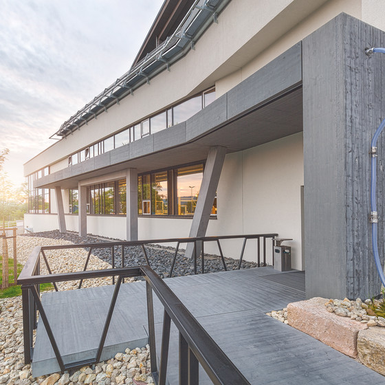 Bild Eingang Lüdecke Akademie